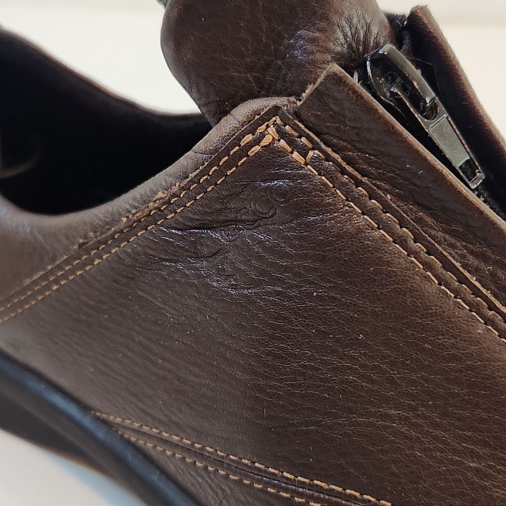 Ecco Leather Loafers Flats Comfort Shoes Brown Split Toe Zip Womens Sz 6 1/2 EUC - Picture 9 of 15